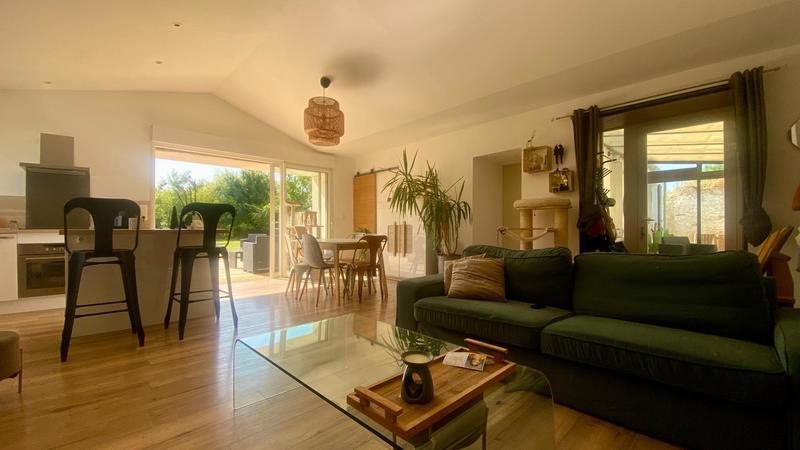 Maison - 200 m² - 7 pièces