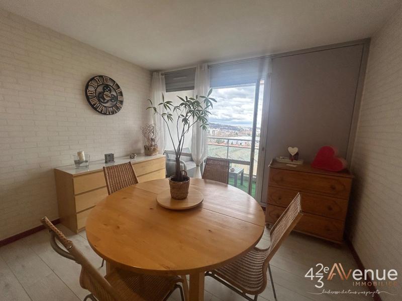 Appartement - 87 m² - 4 pièces