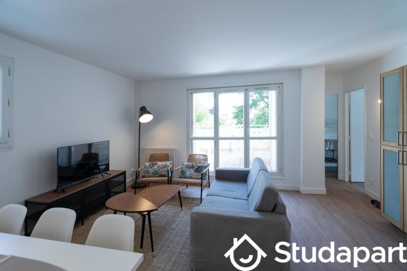 Chambre - 11 m² - 1 pièce