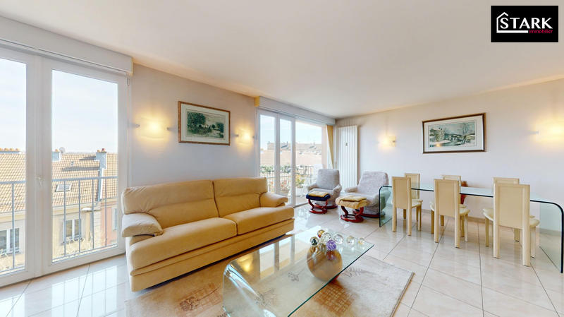 Appartement - 120 m² - 5 pièces