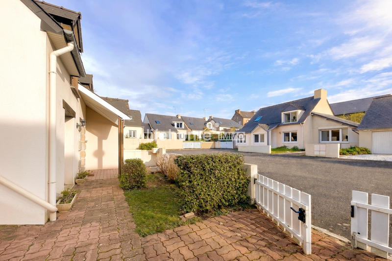 Maison traditionnelle - 94 m² - 5 pièces