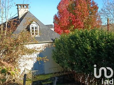 Maison - 383 m² - 12 pièces