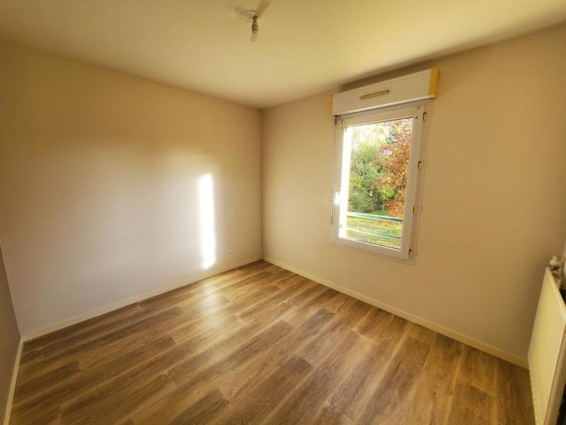 Appartement ancien - 80 m² - 4 pièces