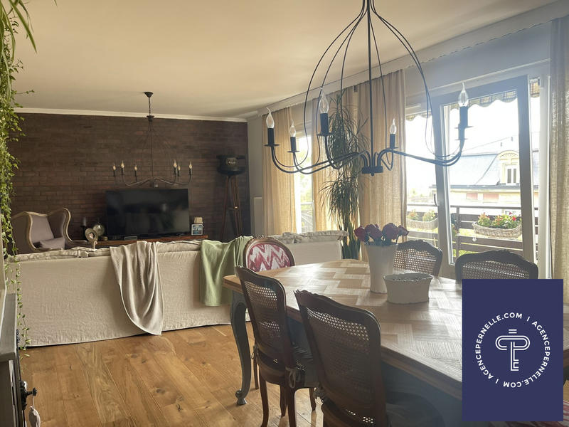 Appartement - 94 m² - 3 pièces