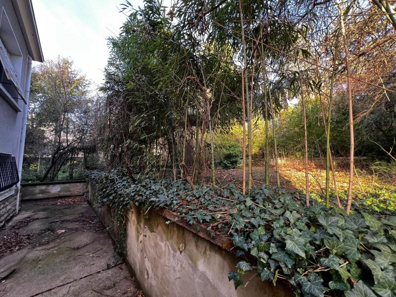 Maison - 230 m² - 7 pièces