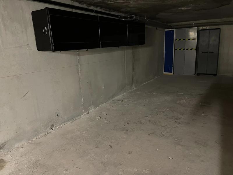 Parking - 33 m²
