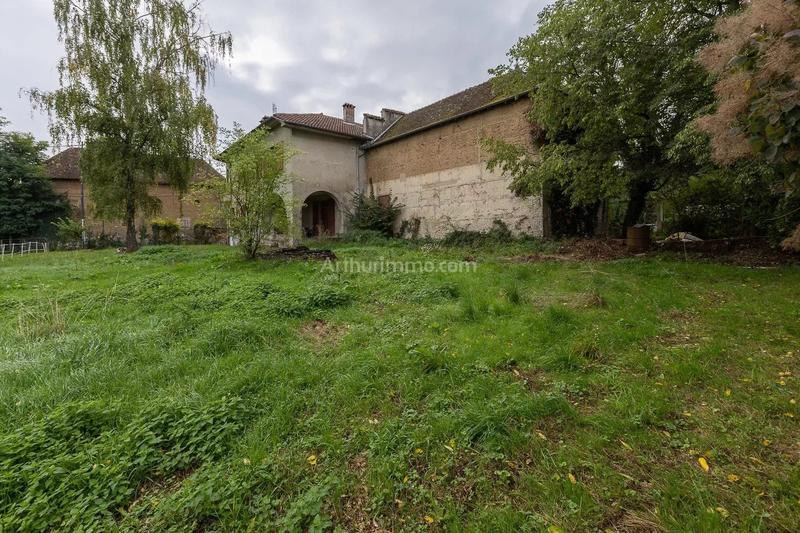 Maison - 230 m² - 8 pièces