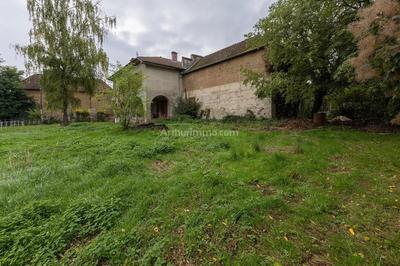 Maison - 230 m² - 8 pièces