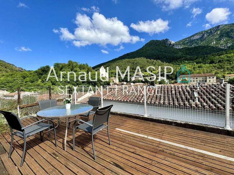 Maison - 190 m² - 7 pièces