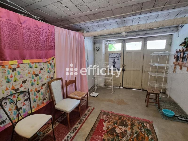 Maison - 145 m² - 10 pièces