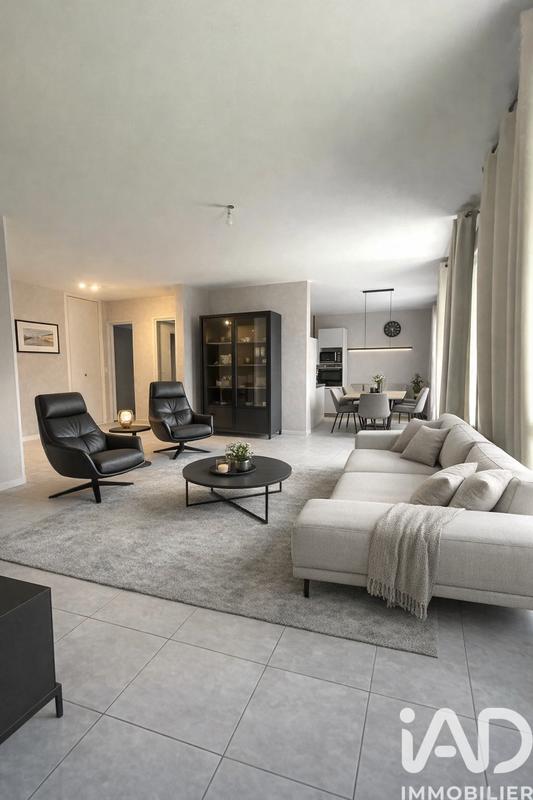 Appartement - 102 m² - 5 pièces