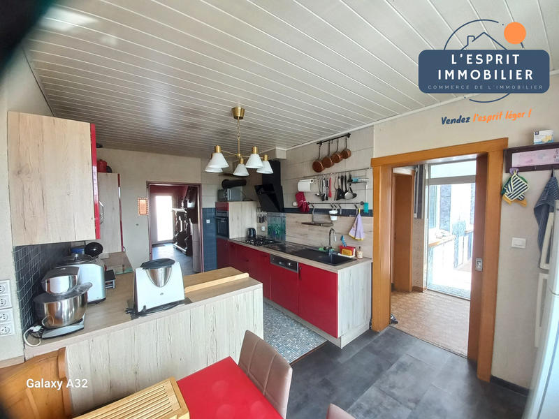 Maison ancienne - 163 m² - 8 pièces