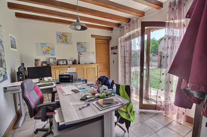 Demeure - 201 m² - 9 pièces