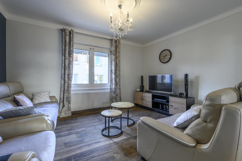 Maison - 159 m² - 6 pièces