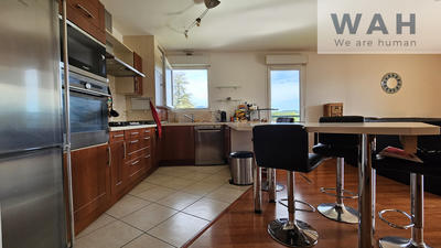 Appartement - 90 m² - 4 pièces