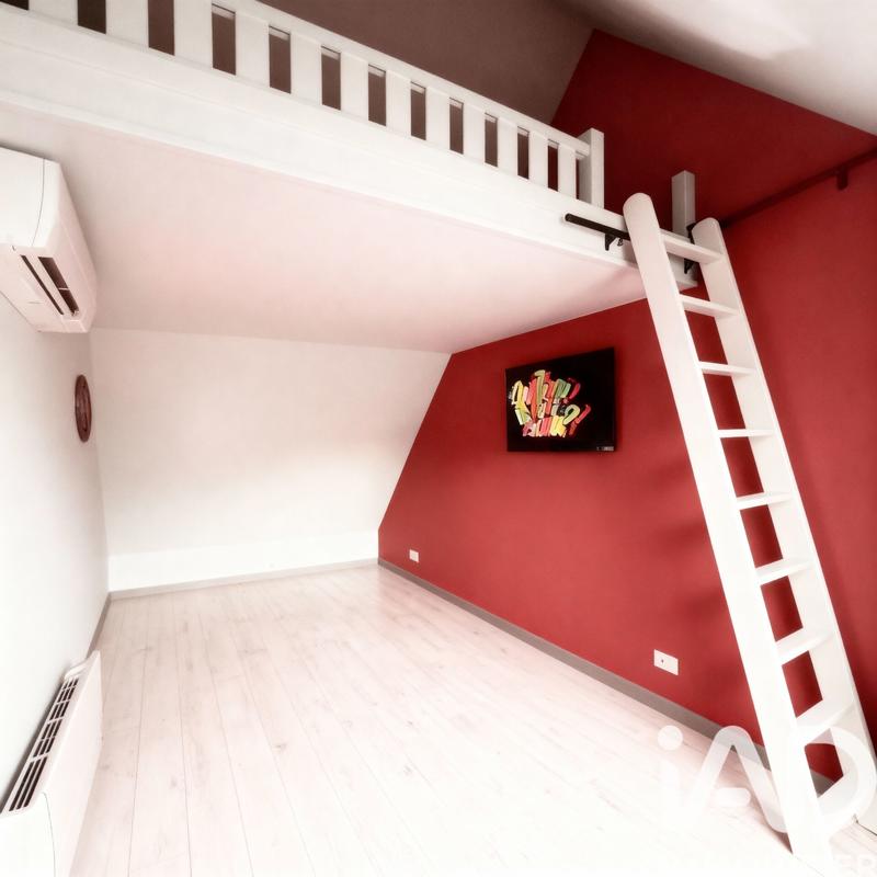 Maison - 95 m² - 5 pièces