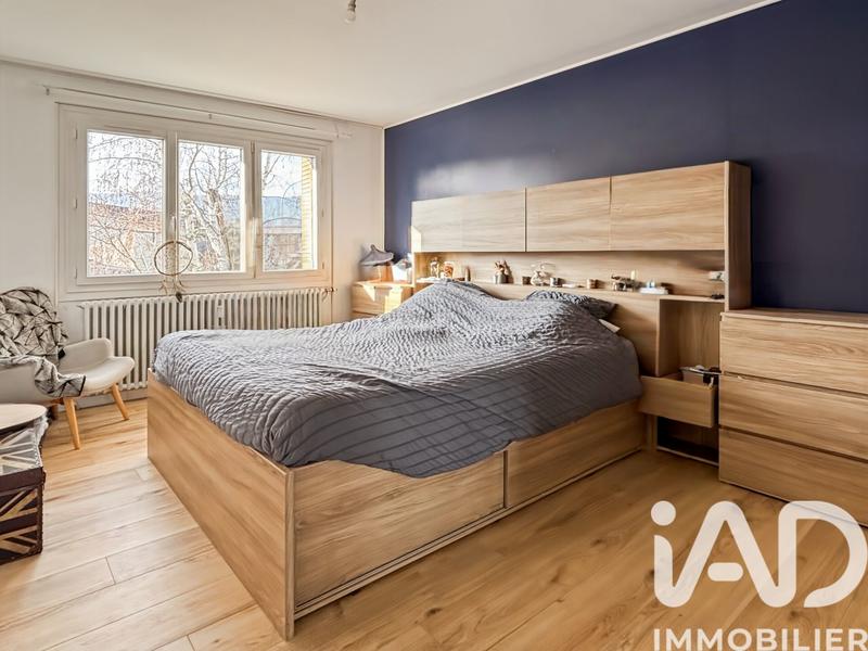 Appartement - 92 m² - 4 pièces