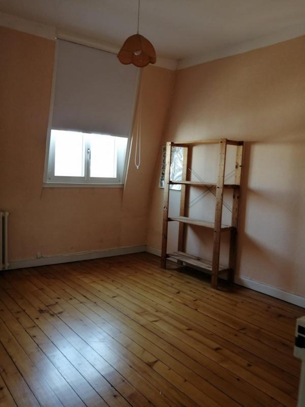 Maison - 220 m² - 8 pièces