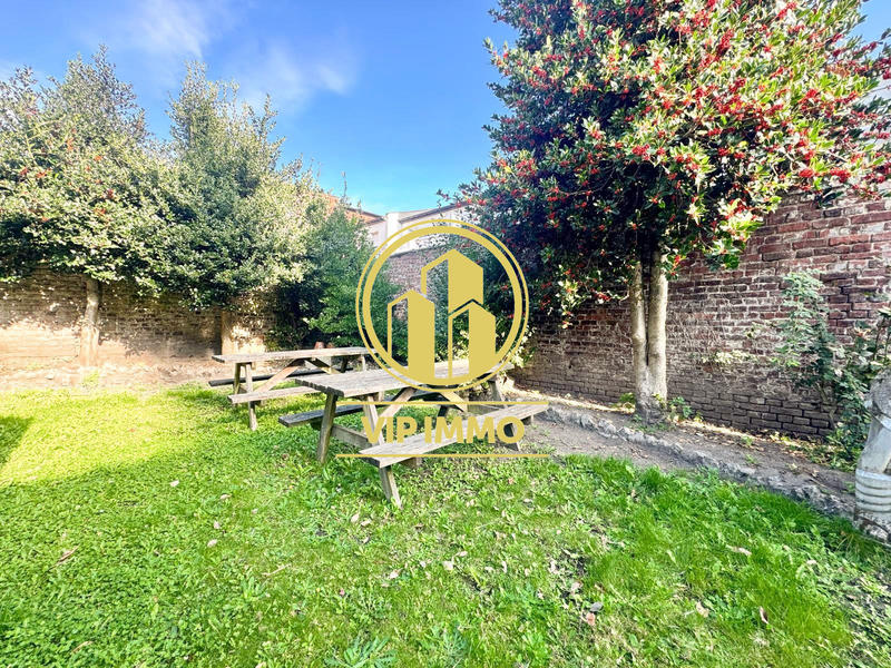 Maison - 180 m² - 6 pièces