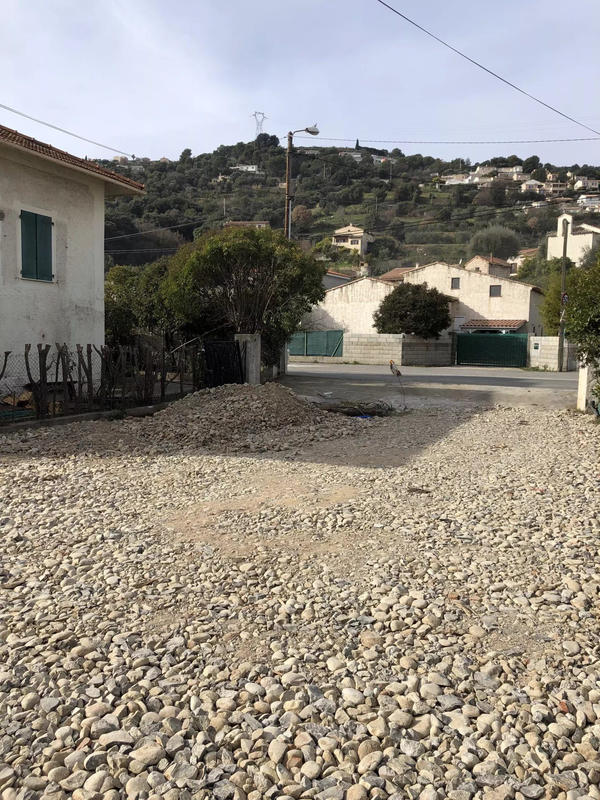 Fonds de commerce - Local commercial - 10 000 m²