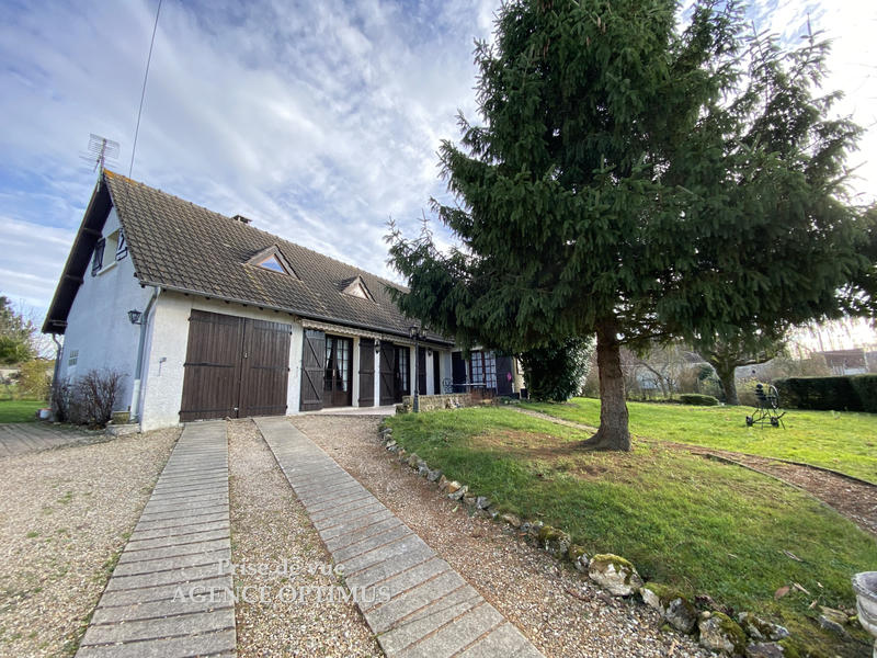 Maison - 143 m² - 6 pièces