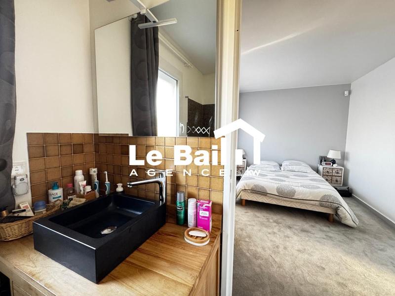 Maison - 111 m² - 5 pièces