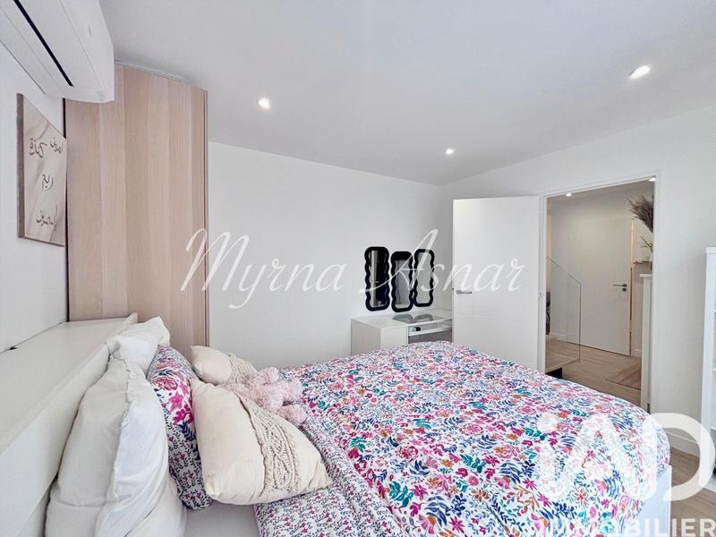 Maison - 122 m² - 6 pièces