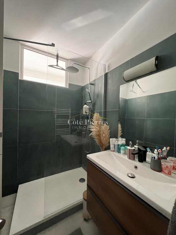 Appartement - 49 m² - 3 pièces