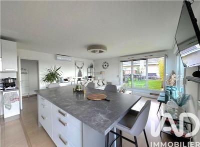 Appartement - 99 m² - 5 pièces