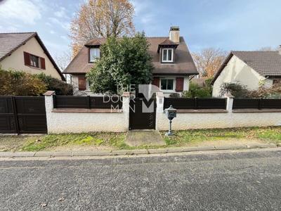 Maison - 157 m² - 5 pièces