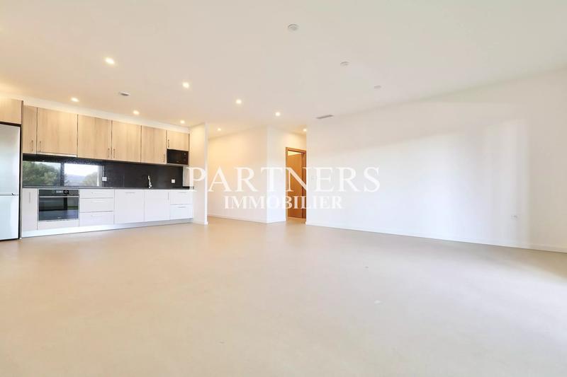 Appartement - 91 m² - 3 pièces