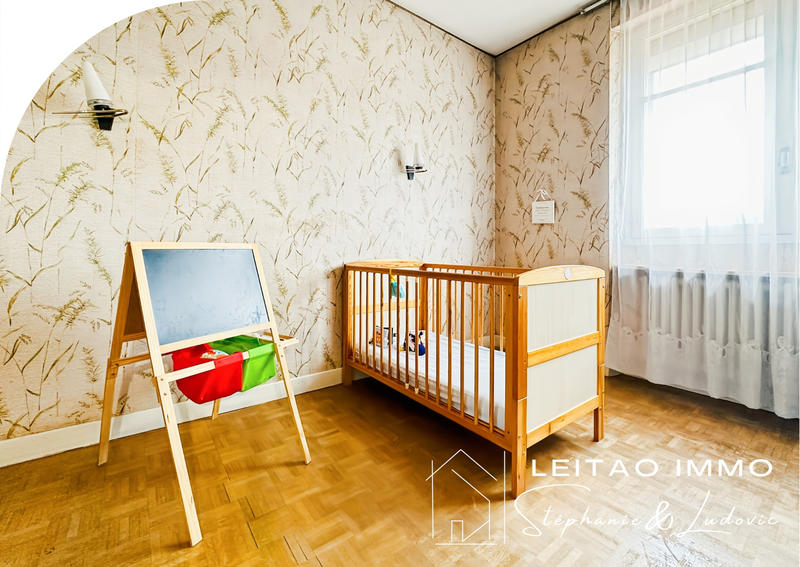 Maison - 176 m² - 7 pièces