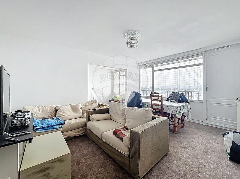 Appartement - 77 m² - 4 pièces