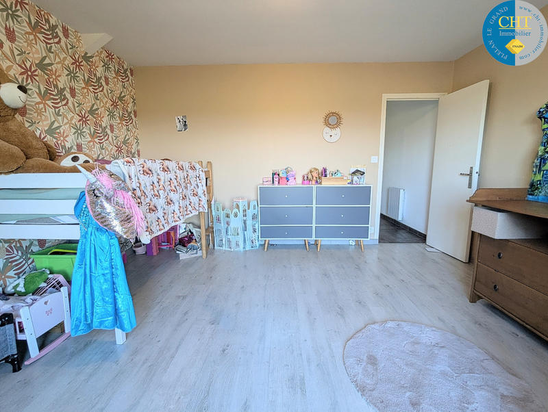 Maison - 230 m² - 6 pièces