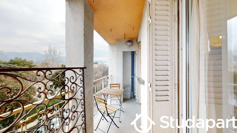 Chambre - 12 m² - 1 pièce