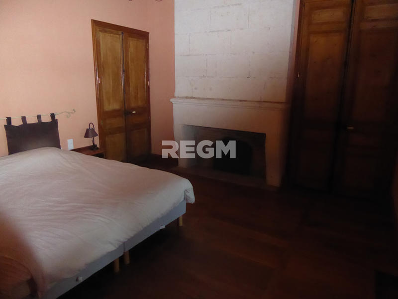 Maison - 350 m² - 10 pièces