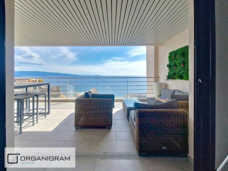 Appartement - 104 m² - 4 pièces