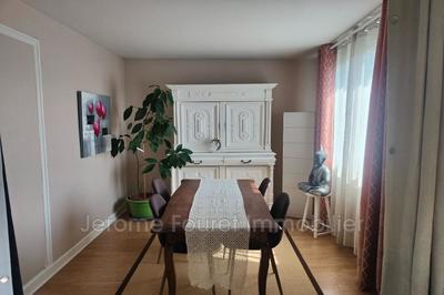Appartement - 97 m² - 4 pièces