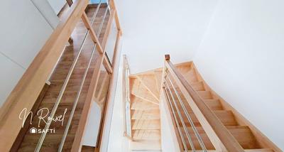 Maison - 140 m² - 5 pièces