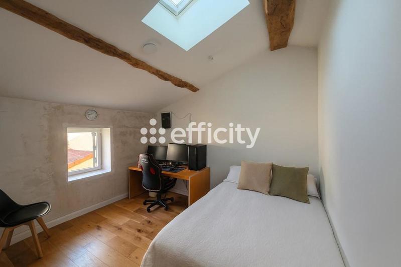 Maison de village - 101 m² - 5 pièces