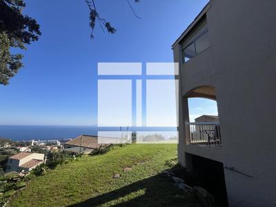 Villa - 196 m² - 6 pièces