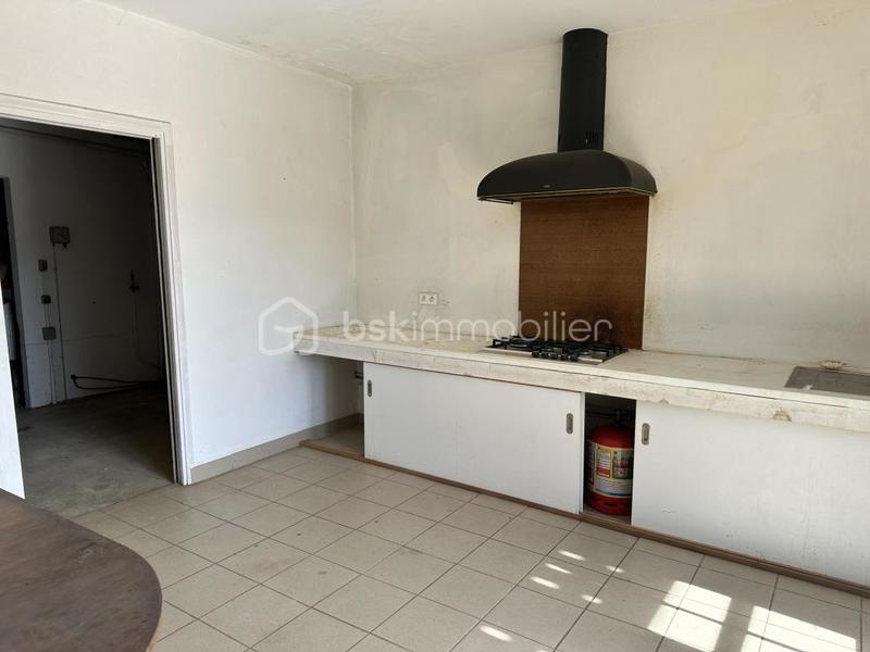Propriété - 336 m² - 13 pièces