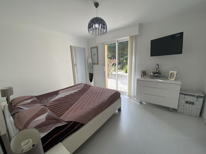 Maison - 203 m² - 10 pièces