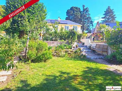 Maison - 140 m² - 7 pièces