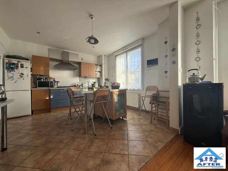 Maison - 145 m² - 8 pièces