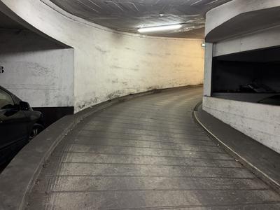 Parking / Garage - 11 m²