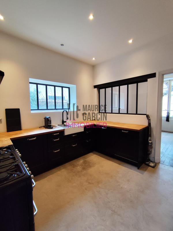 Maison ancienne - 111 m² - 4 pièces