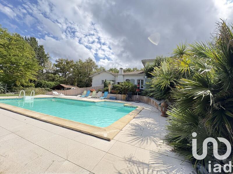 Maison - 160 m² - 5 pièces