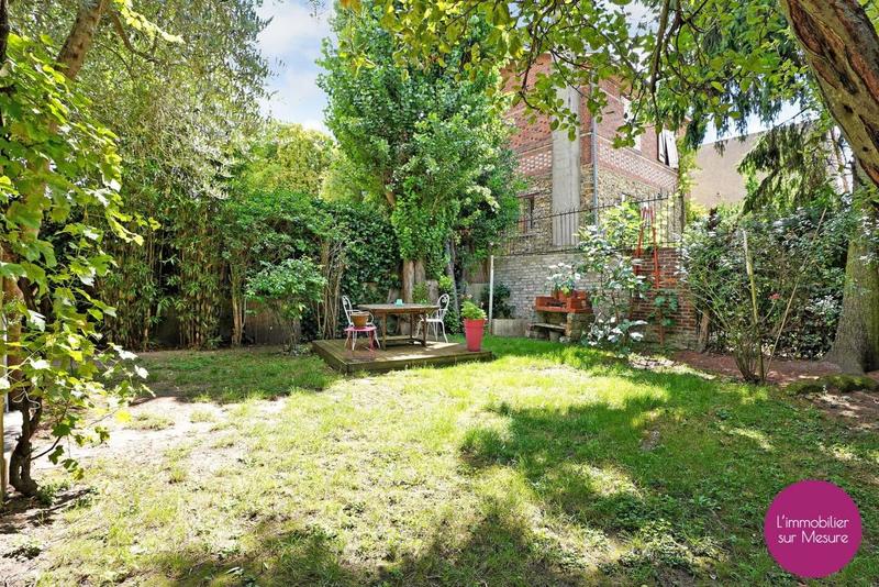 Maison - 175 m² - 8 pièces