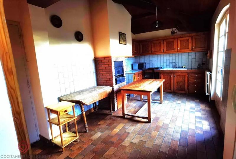 Villa - 170 m² - 9 pièces